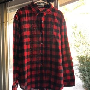 Red check womens blouse sz XL